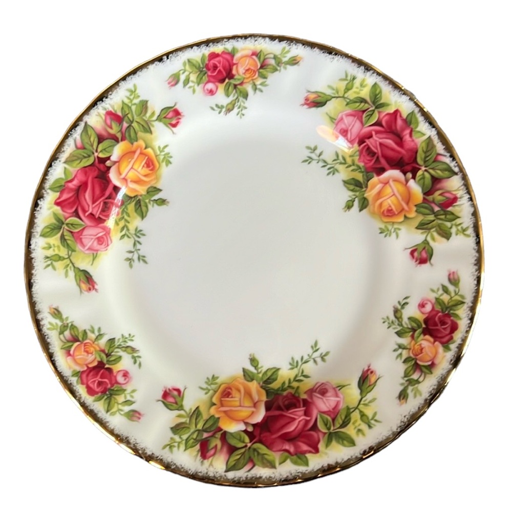 BREAD AND BUTTER DISH ROYAL ALBERT OLD COUNTRY ROSES 1962 BONE CHINA ENGLAND VTG